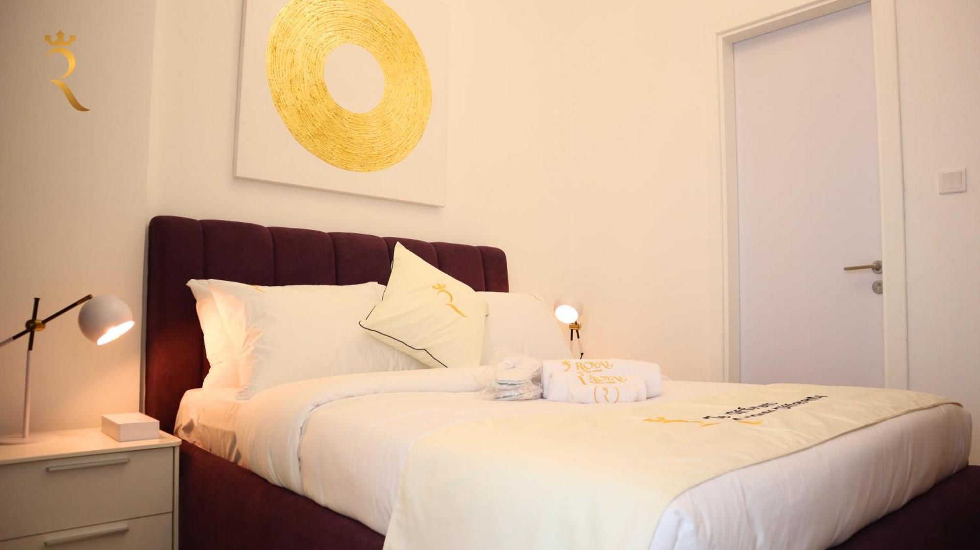 Urban Oasis Retreat Transit - 2br Duplex In Masdar Apartment