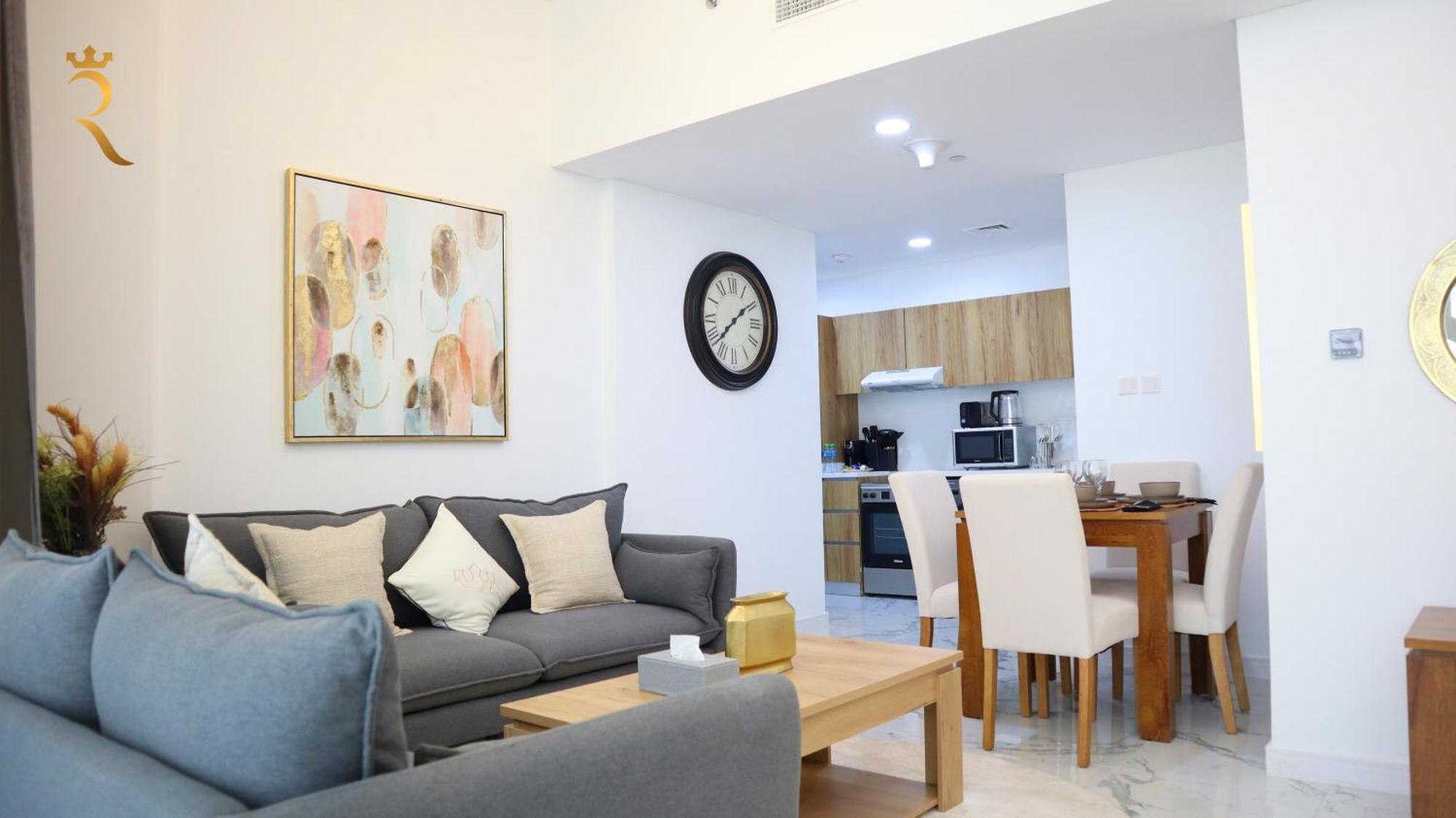Urban Oasis Retreat Transit - 2br Duplex In Masdar Apartment *